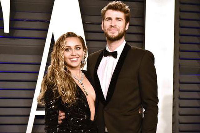 Nuối tiếc hành trình 10 năm yêu nhau của Miley Cyrus và Liam Hemsworth - 11