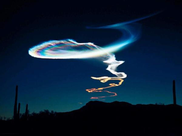 Giải mã hiện tượng ma quỷ 'ám ảnh' tháng 7