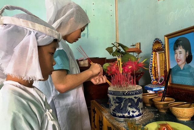 Gờ giảm tốc “lậu” khiến 4 đứa trẻ mất mẹ mùa Vu lan - 1