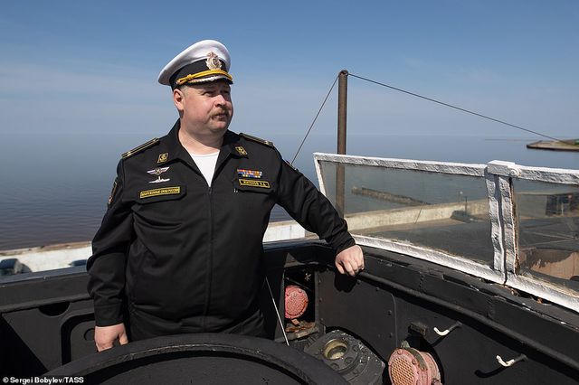 Cuộc sống nhà binh bên trong tàu ngầm lớn nhất thế giới của Nga - 10