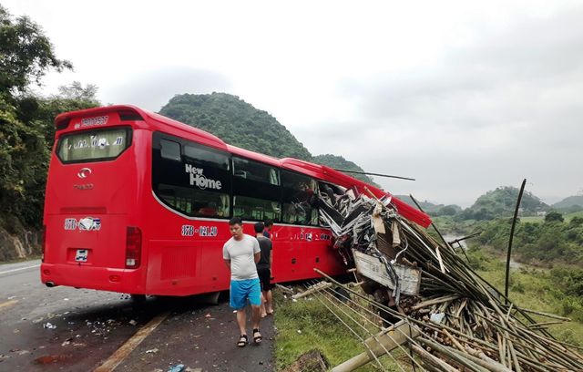 Danh tính nạn nhân 2 vụ tai nạn khiến 3 người chết, 49 người nhập viện - 3