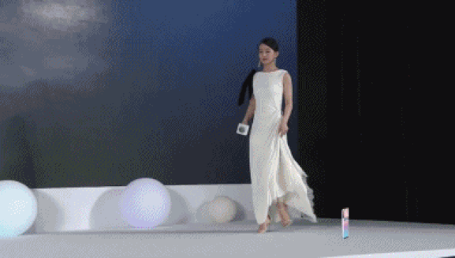 Triệu Lệ Dĩnh đẹp xuất sắc giữa tin đồn chồng “ngoại tình” - 3