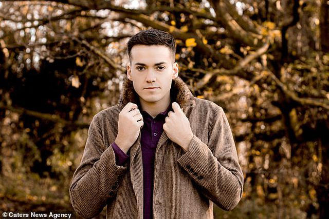 Kỹ sư tên tửa 27 tuổi trở thành Hoa vương Thế giới 2019 - 2