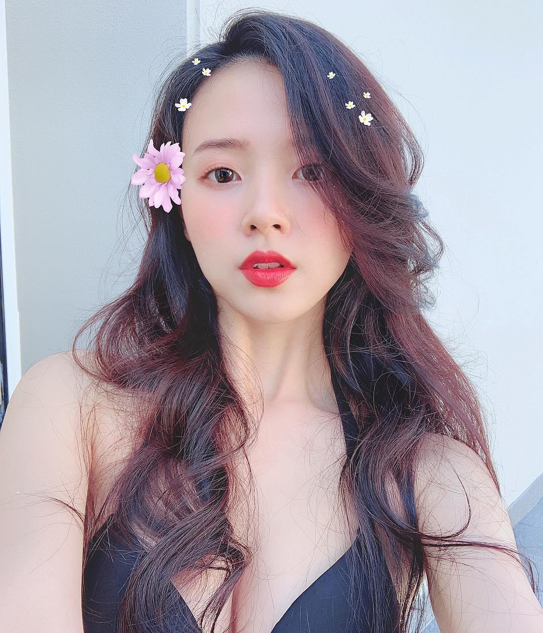 thuy vi vua day cach 'bao tien' ban trai, midu lien tuyen bo dieu bat ngo hinh anh 1