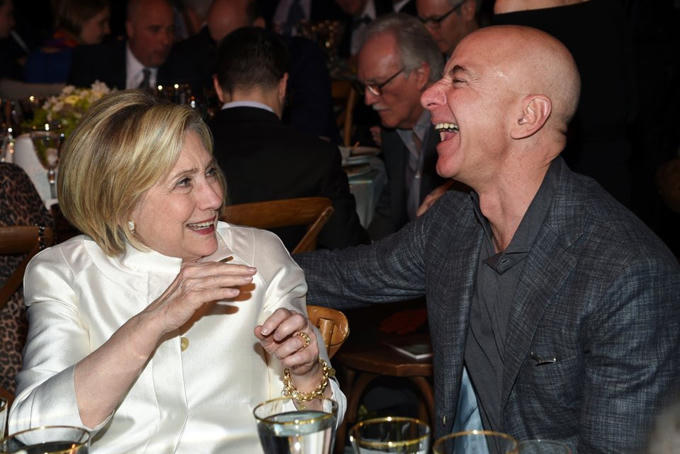 Mùa hè hào nhoáng của Jeff Bezos - 2