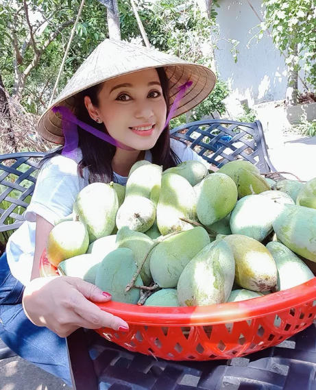 viet trinh: "chac toi se o vay nuoi con” hinh anh 4