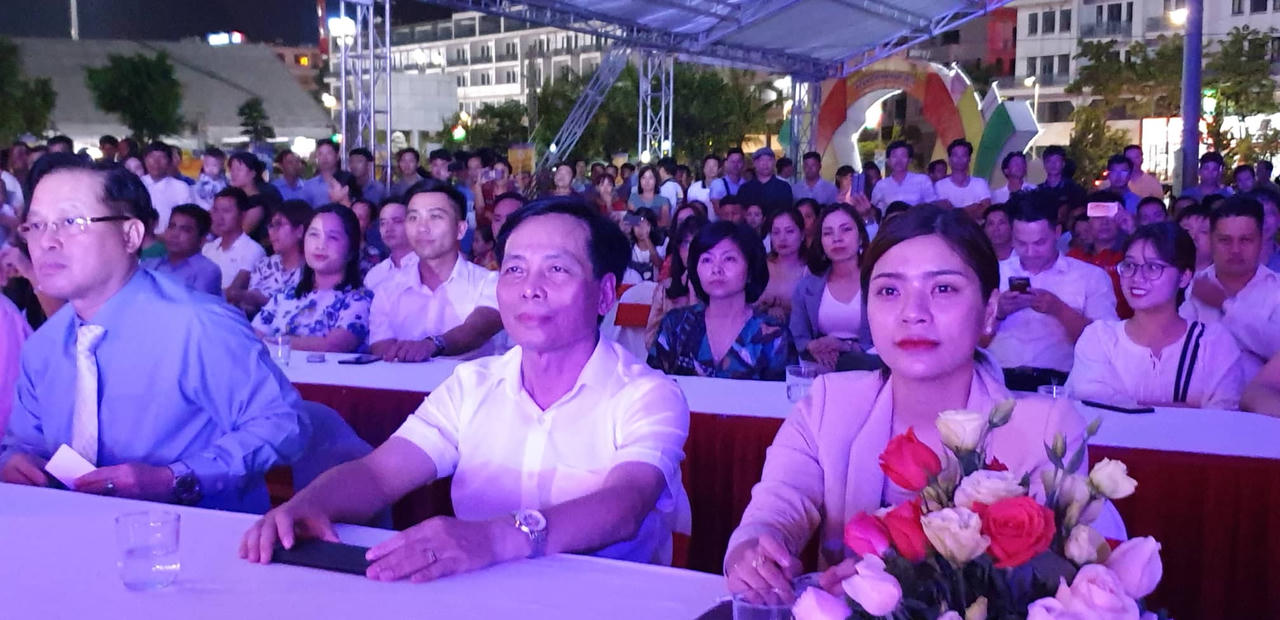 Tưng bừng khai mạc Triển lãm Kinh tế - Tài chính khu vực phía Bắc năm 2019