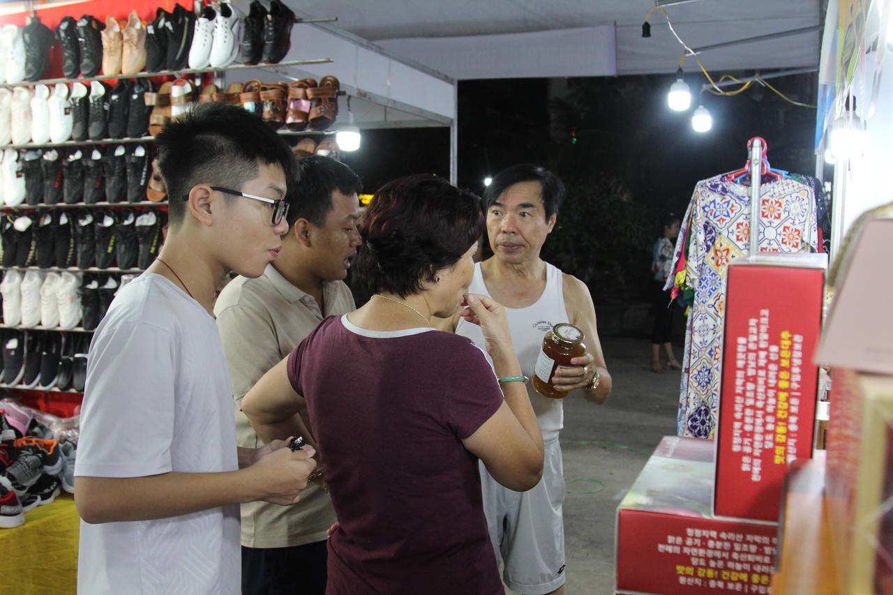 Tưng bừng khai mạc Triển lãm Kinh tế - Tài chính khu vực phía Bắc năm 2019