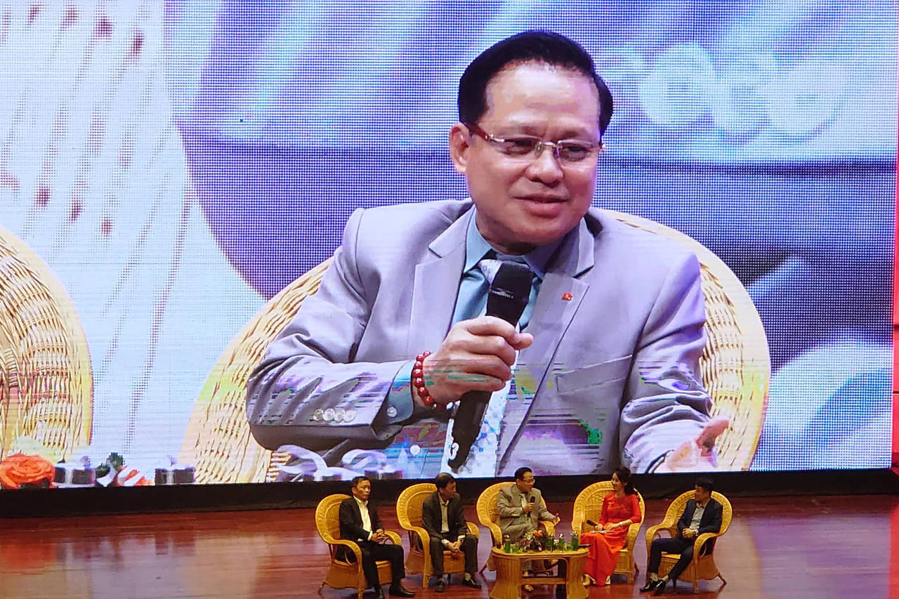  Tọa đàm 'Hỗ trợ doanh nghiệp phát triển bền vững về kinh tế và tài chính' tại Quảng Ninh 