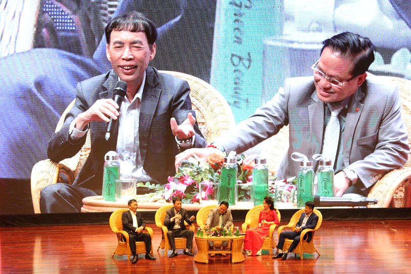  Tọa đàm 'Hỗ trợ doanh nghiệp phát triển bền vững về kinh tế và tài chính' tại Quảng Ninh 