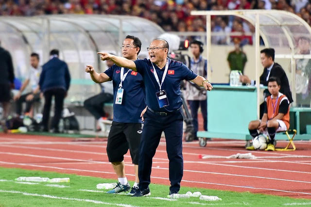 Cảm xúc đặc biệt của HLV Park Hang Seo trong chiến thắng trước Malaysia - 14