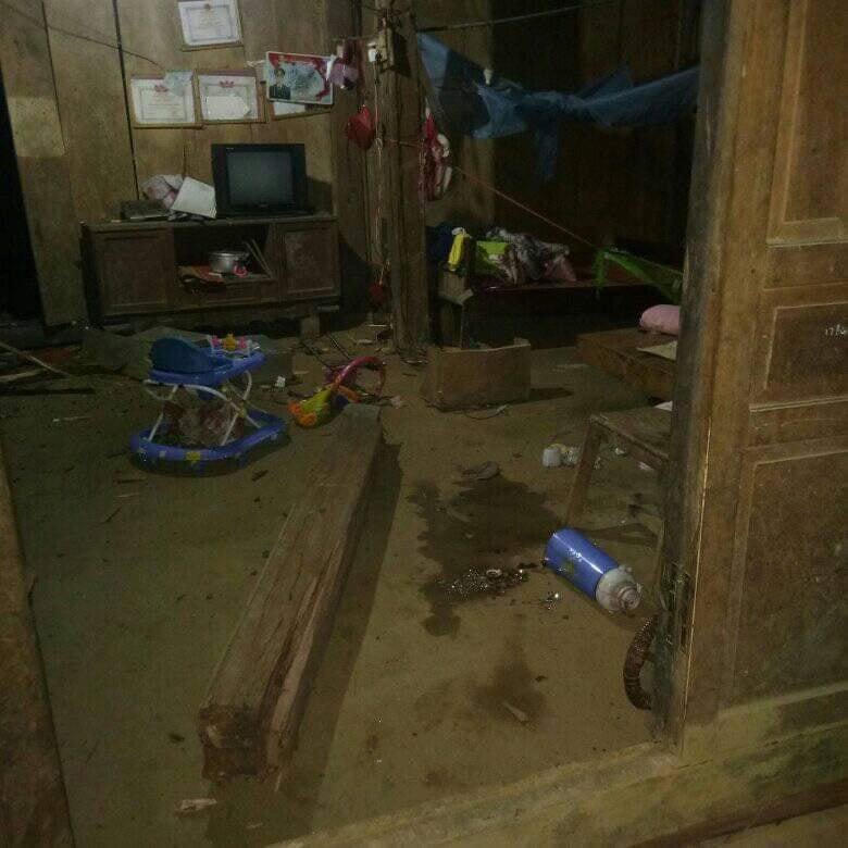 hoa binh: da lan vao nha luc nua dem khien mot chau be tu vong hinh anh 1