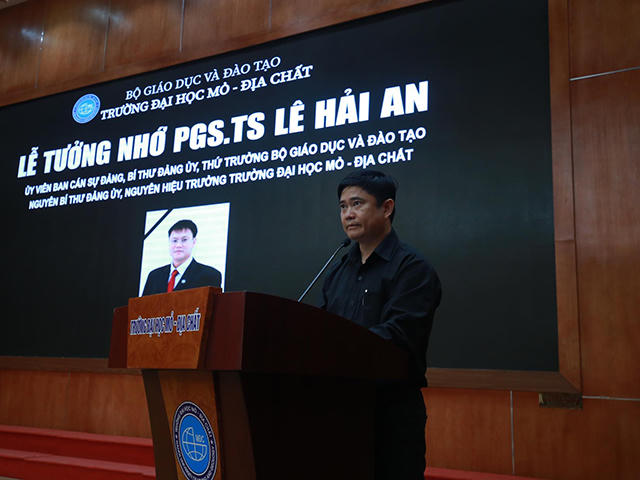 nghen ngao le tuong nho thu truong le hai an tai dh mo dia chat hinh anh 4