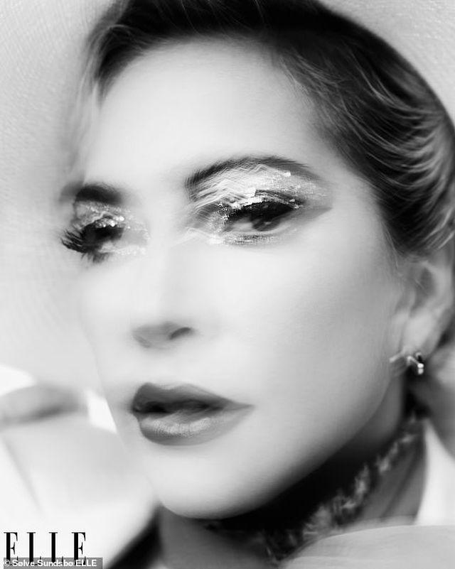 Lady Gaga thừa nhận dàn dựng màn diễn tình cảm với Bradley Cooper - 7