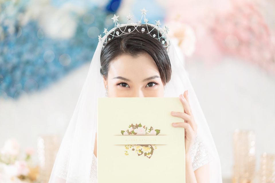 ban trai tay "bi an" sap ket hon voi a hau hoang oanh la ai? hinh anh 2