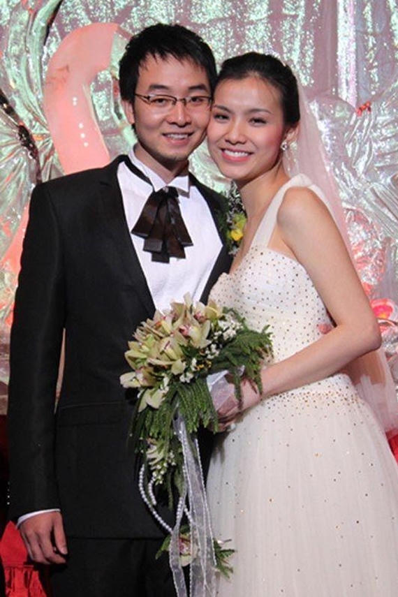 Sau vai diễn Quỳnh Hoa, thay vì theo đuổi diễn xuất hoặc ca hát, Thùy Lâm bất ngờ đi thi nhan sắc. Cô đăng quang Hoa hậu Hoàn vũ Việt Nam và lọt top 15 Miss Universe 2008. Đoạt thành tích cao tại đấu trường quốc tế, người đẹp không tiếp tục hoạt động nghệ thuật mà sớm yên bề gia thất. Năm 2010, cô lên xe hoa với ông xã là kiến sĩ kinh tế Nguyễn Anh Tuấn sau vài năm hẹn hò.