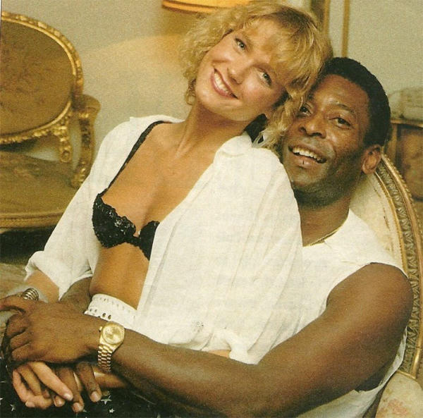 Huyền thoại Pele từngcó cuộc tình với người đẹpXuxa kém 24 tuổi. Ảnh: Twitter.