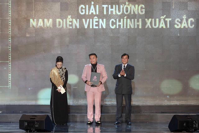 “Song Lang” đoạt Bông sen Vàng, Trấn Thành giành giải Diễn viên xuất sắc - 6 “Song Lang” đoạt Bông sen Vàng, Trấn Thành giành giải Diễn viên xuất sắc - 6
