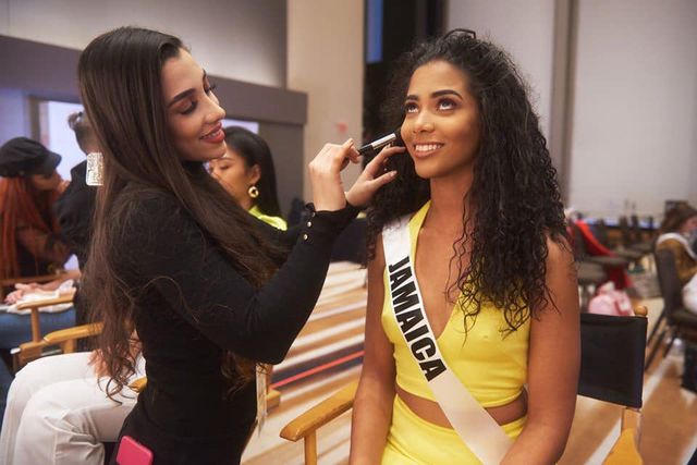 Soi nhan sắc các đối thủ của Hoàng Thuỳ tại cuộc thi Hoa hậu Hoàn vũ 2019 - 34