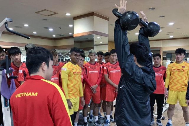 HLV Park Hang Seo nhận tin vui từ Quang Hải, Đình Trọng - 9