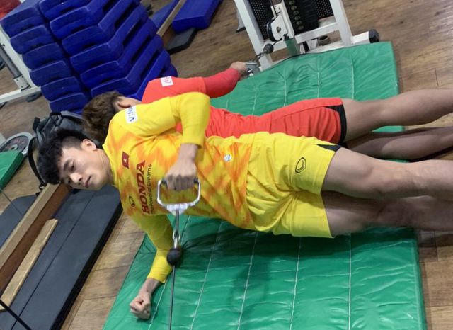 HLV Park Hang Seo nhận tin vui từ Quang Hải, Đình Trọng - 8