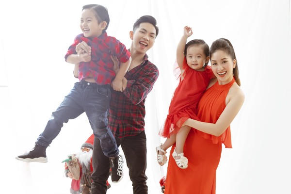 2 bé yêu nhà Khánh Thi - Phan Hiển khiến fan thích mê vì quá dễ thương - Ảnh 6.