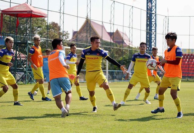 Tấn Tài nói gì khi lỡ trận ra quân gặp U23 UAE? - 1