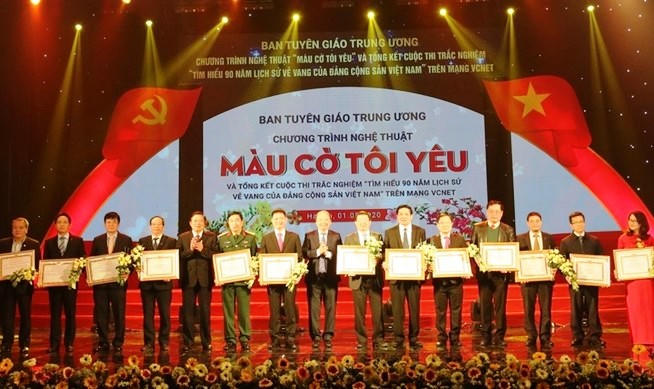 Tái hiện những mốc son chói lọi của Đảng và dân tộc