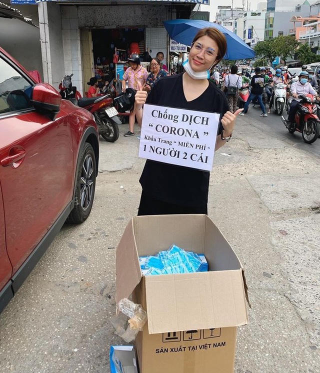 Ca sĩ Pha Lê bức xúc mua phải khẩu trang “rởm” đã qua sử dụng - 1