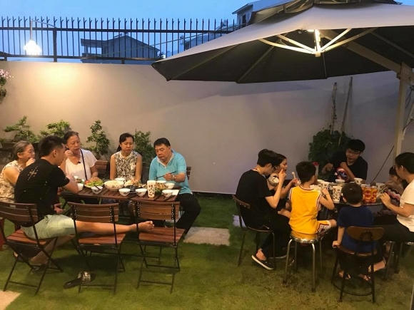 nguoi dep khien truong giang me man: chong cung nhu trung mong, o biet thu thenh thang hinh anh 19