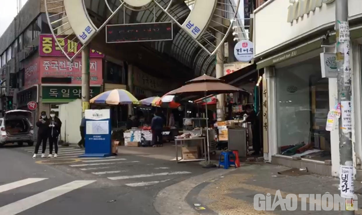 Keyword đầu tiên có dấu