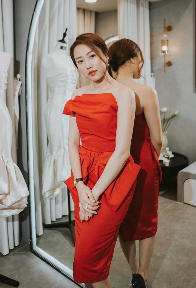 nhan sac hong loan dang tim hieu tien linh: xinh dep hut anh nhin, hiem khi mac bikini hinh anh 3