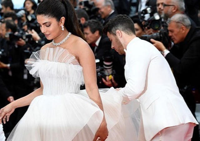 Priyanka Chopra chia sẻ về cuộc hôn nhân với chồng kém 10 tuổi - 1