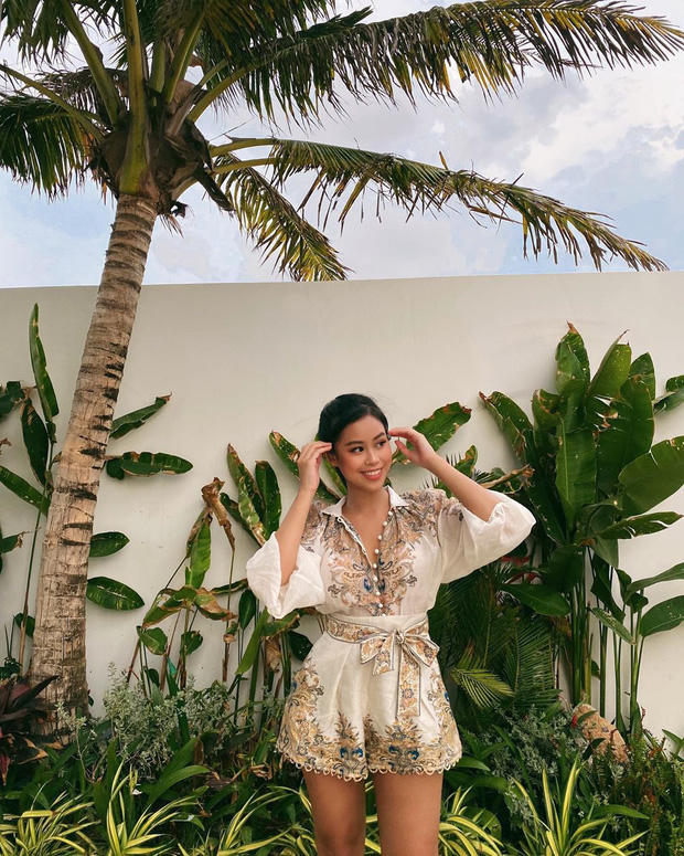 Tiên Nguyễn ở nhà tự cách ly cũng phải lồng lộn: Make up kỹ càng, ăn diện chỉ để làm vài nét ảnh cho bằng chị bằng em! - Ảnh 4.