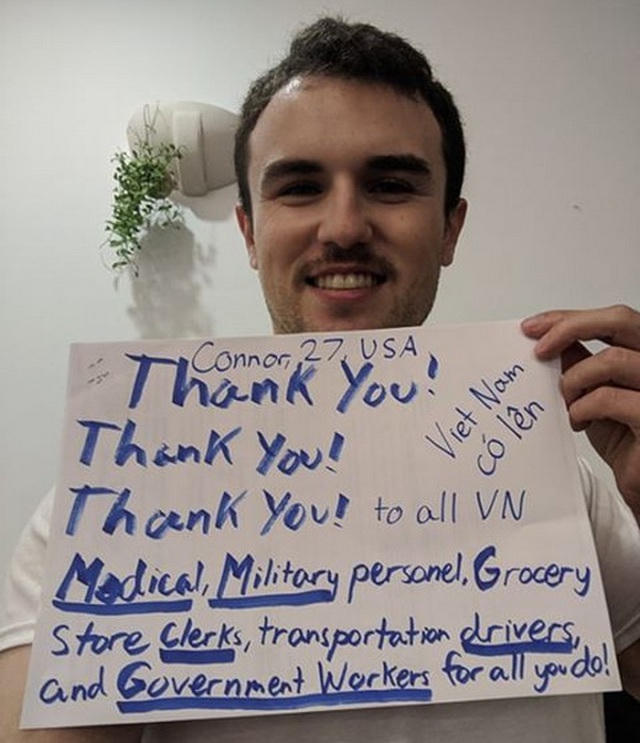 Thầy giáo người Anh hiến máu, cổ vũ Việt Nam chiến thắng đại dịch Covid-19 - 6