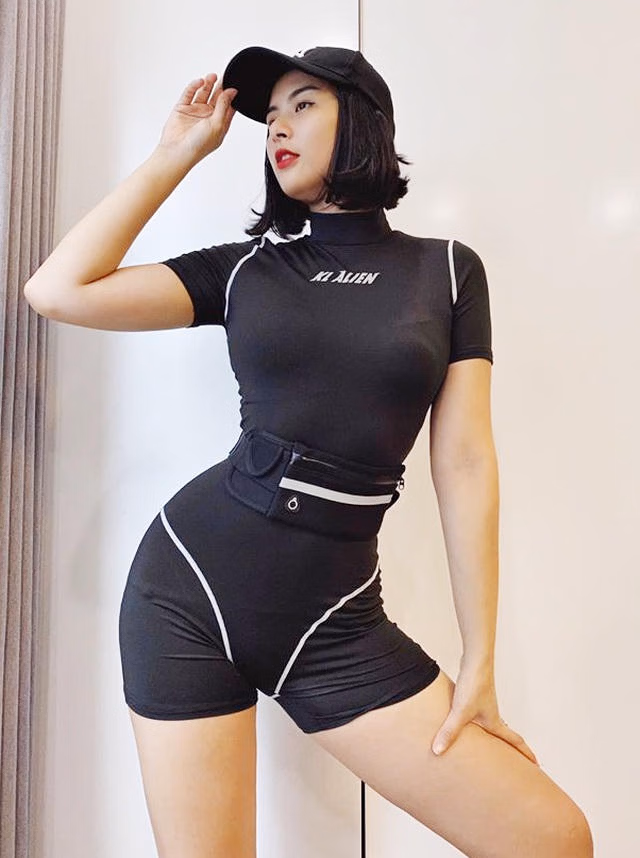 Bí mật đằng sau chuyện sao nữ cắt phăng mái tóc dài trong mùa dịch - 1