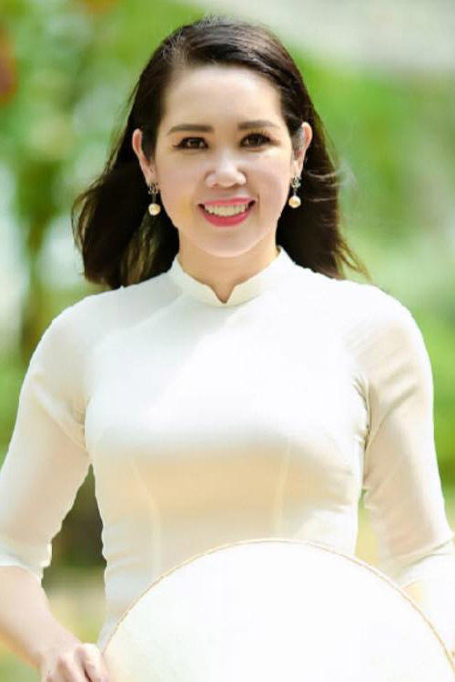 Á hậu Vi Thị Đông bỏ showbiz làm tiếp viên hàng không, U50 vẫn đẹp