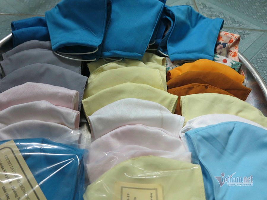 Bà chủ tiệm tóc khiến người trong 'xóm giang hồ' Sài Gòn phải gật đầu chào