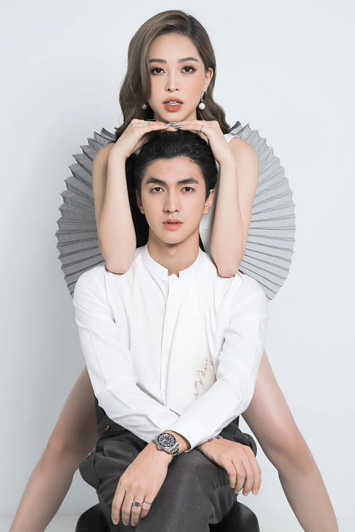 Á hậu Phương Nga - diễn viên Bình An công khai tình cảm từ Valentine năm 2019.Phương Nga cho biết cô yêu mọi thứ từ ngoại hình đến tính cách của bạn trai. Sau công khai, họ thường xuất hiện trước công chúng, kết hợp trong nhiều hoạt động nghệ thuật.