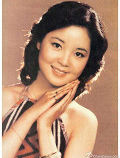 Đời gập ghềnh và cái chết bí ẩn của danh ca Đặng Lệ Quân