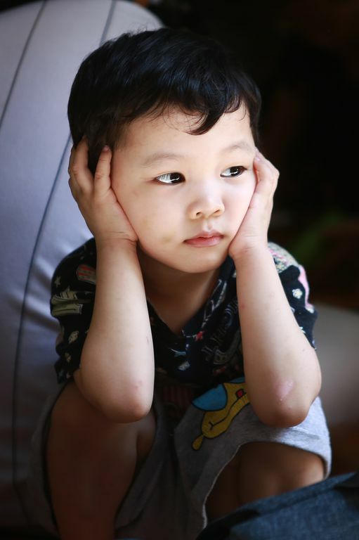 Ram Bô, đứa chắt nhỏ nhất của bà Ly, đến giờ vẫn chưa được đặt tên và khai sinh. Ảnh: Nguyễn Ngoan.