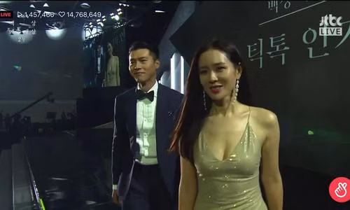 Hyun Bin, Son Ye Jin nhận giải Baeksang