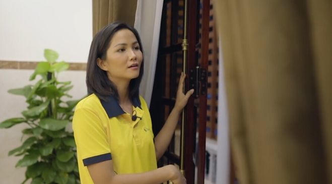 Cận cảnh nhà gần 2,5 tỷ H’Hen Niê mới sửa cho ba mẹ