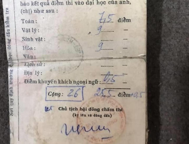 Hoa hậu Ngọc Hân tiết lộ bố từng đi thi Toán quốc tế, là Thủ khoa đại học - 4