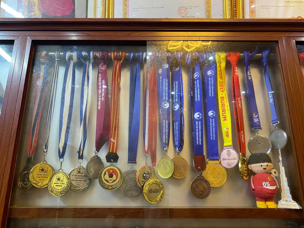 Về Thái Bình thăm nhà Đoàn Văn Hậu lương 500 triệu/tháng - Ảnh 6.