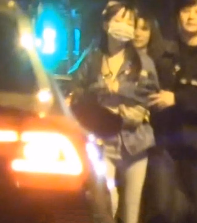 Lý Tiểu Lộ buồn bã và thất vọng vì Giả Nãi Lượng từ chối tái hợp - 5