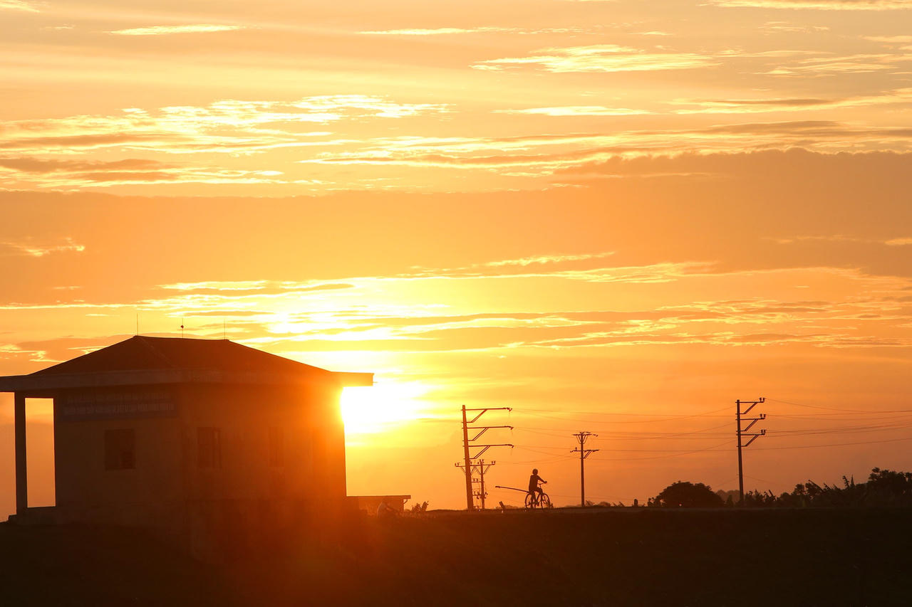 Phong cảnh bình yên nhìn từ những triền đê ở Hà Nội - 7