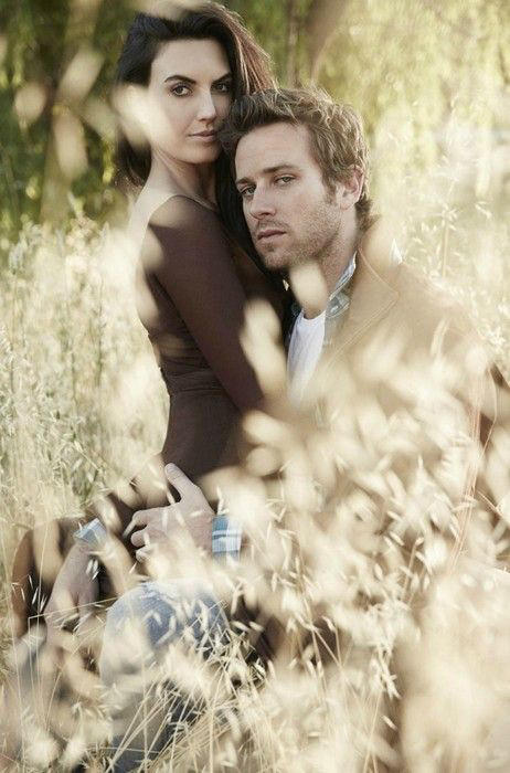 37 cặp nghệ sĩ đã đường ai nấy đi trong thời gian giãn cách xã hội - Ảnh 1. 37 cặp nghệ sĩ đã đường ai nấy đi trong thời gian giãn cách xã hội - Ảnh 1.