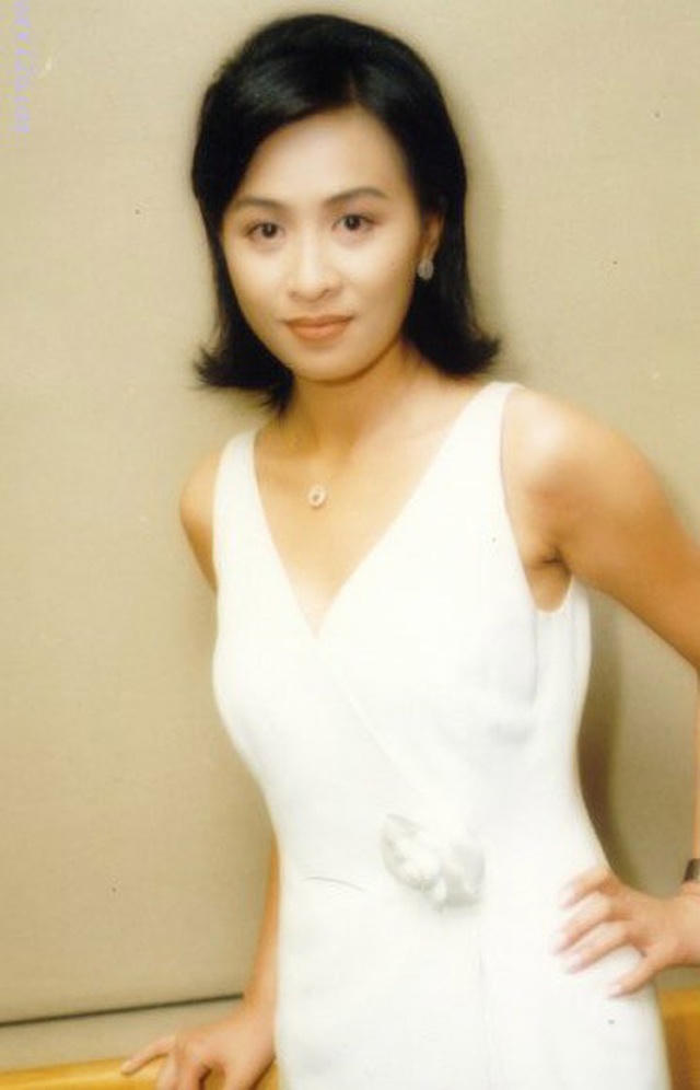 Lưu Gia Linh - Chị đại quyền lực và giàu có của làng giải trí Hồng Kông - 3