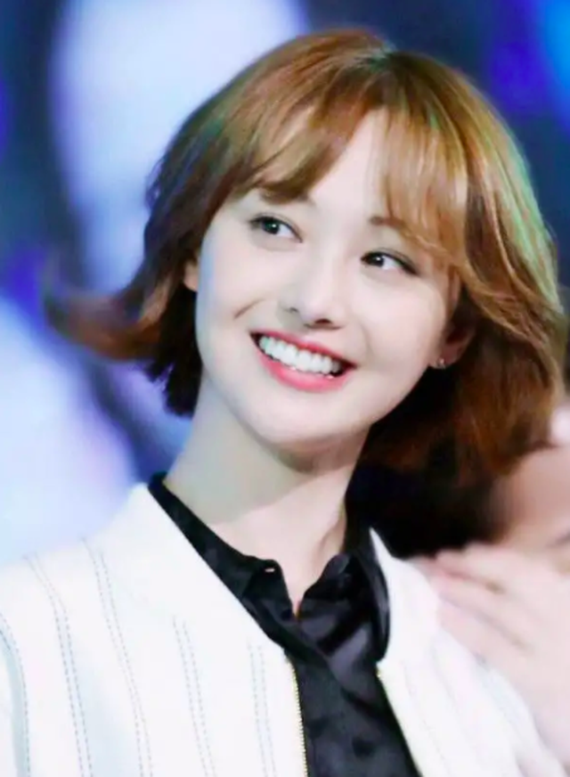 Gương mặt thời thanh xuân chưa chỉnh sửa của Trịnh Sảng khiến fan tiếc nuối - 9